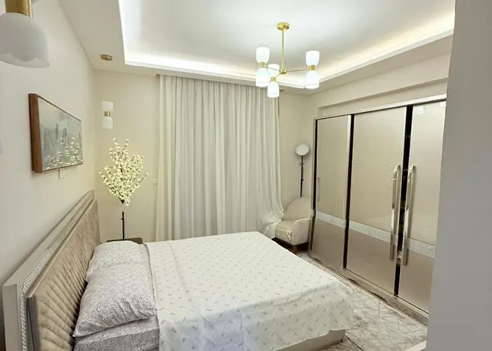 3 Bhk Fully Furnished Luxury Flat