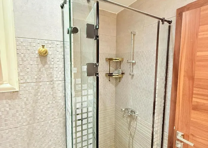 3 Bhk Fully Furnished Luxury Flat Appartamento *