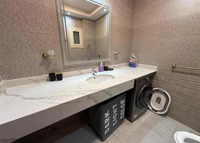 3 Bhk Fully Furnished Luxury Flat *